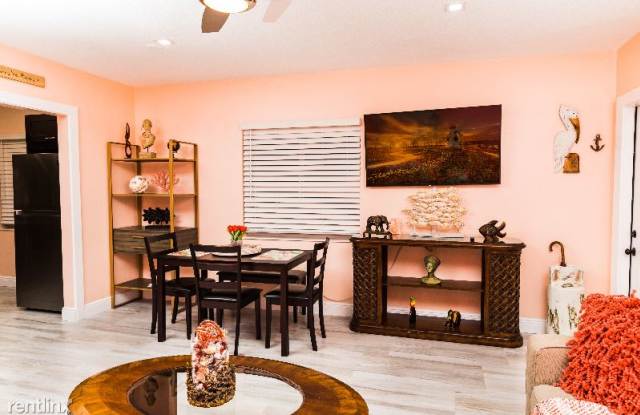 1930 Grant St 1930 Gallery 3