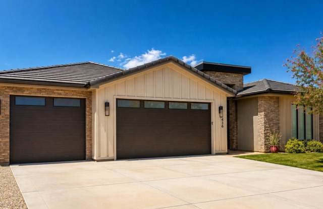 Gorgeous Home In Ivins! photos photos