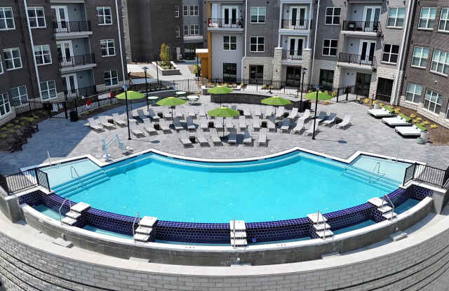 Vantage at Anderson Towne Center photos photos