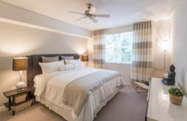 1301 E Sunrise Blvd - 1301 Sunrise Boulevard, Fort Lauderdale, FL 33304