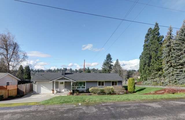 Beautifully Remodeled 4bd, 1.75ba Rambler Available in the Heart of Bellevue. photos photos