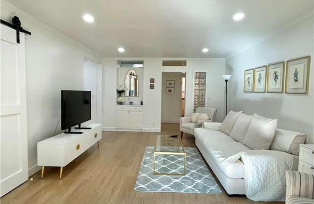 10600 Eastborne Avenue photos photos