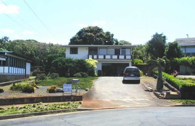 2111 Ala Mahamoe St - 2111 Ala Mahamoe Street, Honolulu, HI 96819