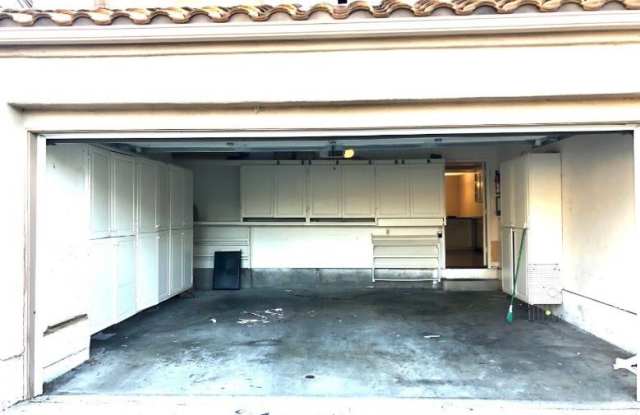 36 Agostino Gallery 2