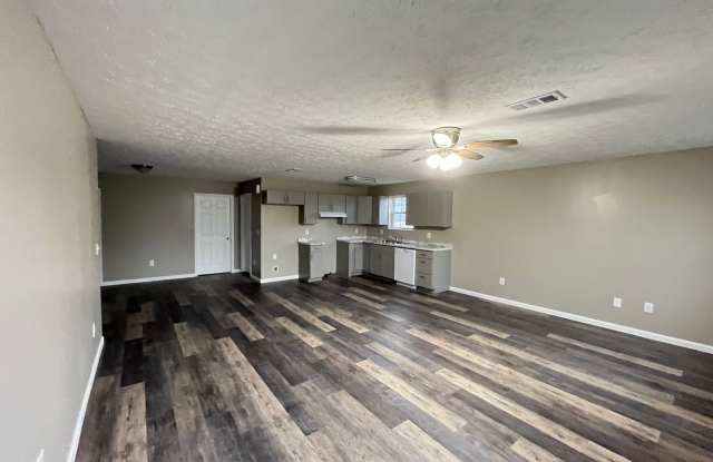 3 bedrooms and 2 bathrooms photos photos