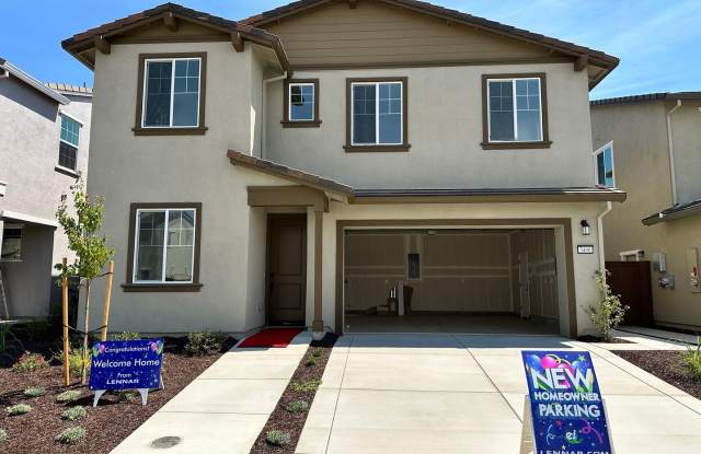Beautifully maintained 4-bedroom, 3-bath, 2,024 sq ft in Folsom Gallery 1