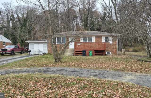 5004 MEADOWBROOK Drive photos photos