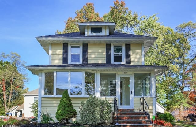1027 COLUMBUS AVE - 1027 Columbus Avenue, Westfield, NJ 07090