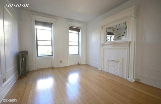 916 Prospect Place Gallery 4