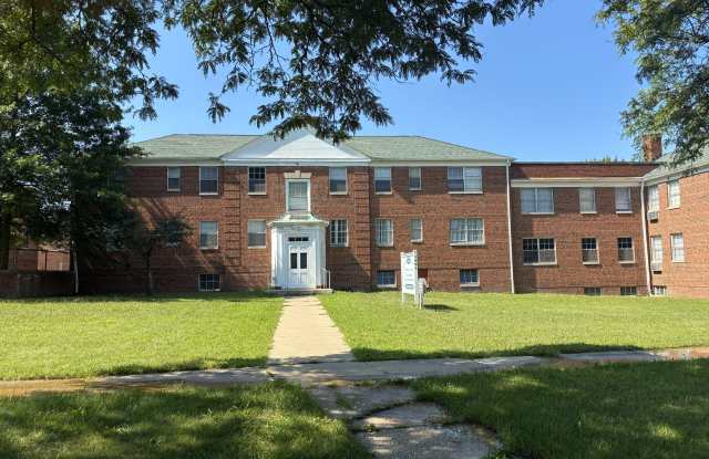 1876 Forrest Hills Blvd-4 photos photos