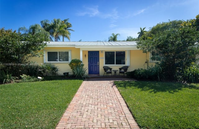 7310 SW 96th St - 7310 Southwest 96th Street, Pinecrest, FL 33156