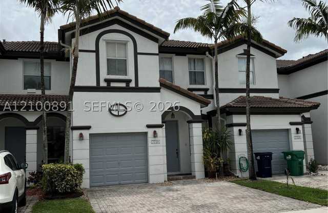 7731 NW 114th Pl Gallery 1