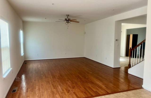 6109 HARRINGTON STREET photos photos