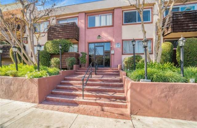 5403 Newcastle Avenue photos photos 5403 Newcastle Avenue photos photos