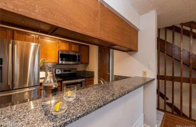 6895 Zenobia Cir 1 Gallery 4