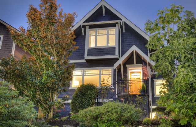 Queen Anne Craftsman - Available September 1st photos photos