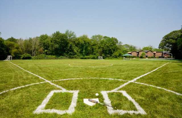 775 Norwest Dr. photos photos