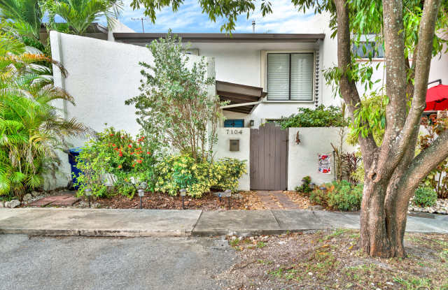 7104 Southwest 110th Avenue photos photos