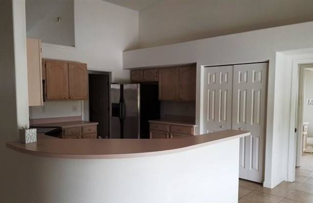 8237 CORAL CREEK LOOP Gallery 4