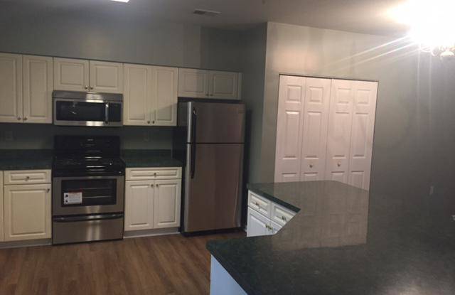 1169 SIMSBURY COURT Gallery 4