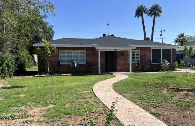 801 W Earll Drive photos photos