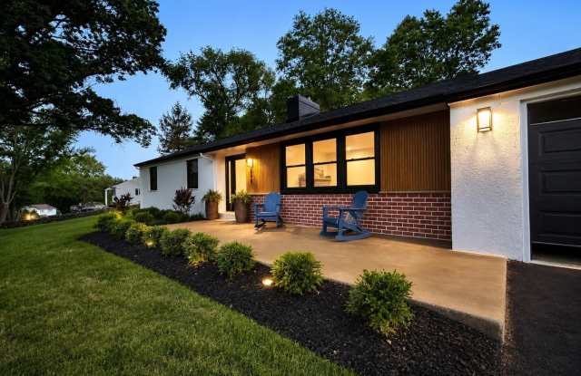 800 FALCON Lane Gallery 1