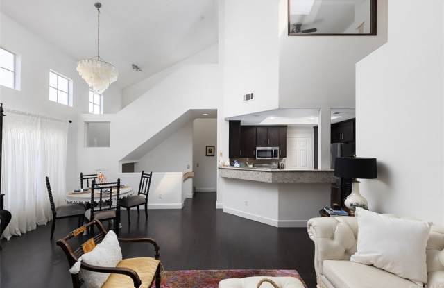 73 Shorebreaker Drive Gallery 2