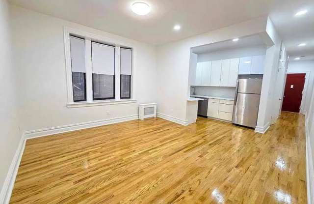 160 Wadsworth Avenue photos photos