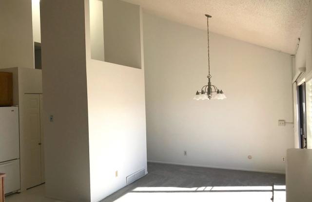 6507 Pinewood Drive Gallery 4