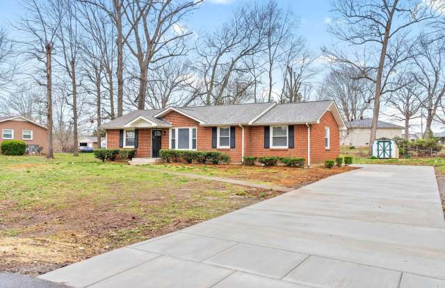 3 Bedroom 2 Bath Home For Rent! - 2522 Timberwood Drive, Clarksville, TN 37040 3 Bedroom 2 Bath Home For Rent! - 2522 Timberwood Drive, Clarksville, TN 37040