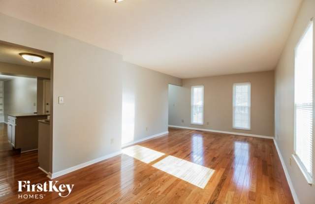 4033 Timber Creek Drive Gallery 3