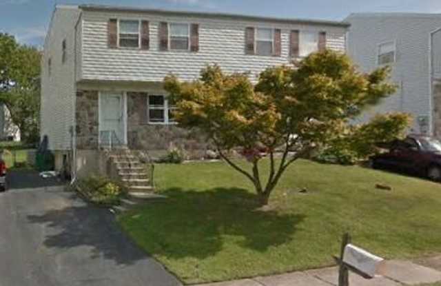 Cute 3BD/1.5BA Twin in Pottsgrove SD! photos photos