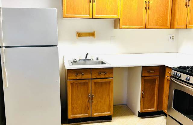 1577 North Colonial Terrace Gallery 4