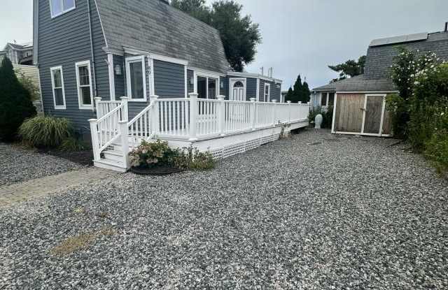 80 Post Island Rd. - 80 Post Island Road, Quincy, MA 02169