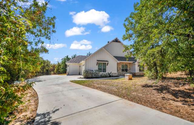 183 Graystone Drive Gallery 1
