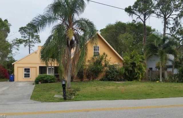 18653 Spruce DR W - 18653 Spruce Drive West, San Carlos Park, FL 33967