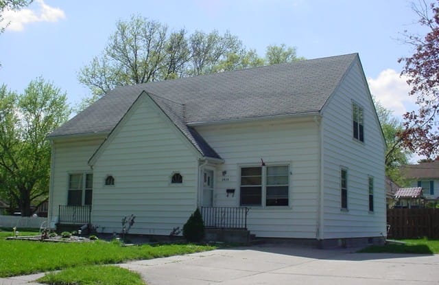 1505 N Main Street photos photos