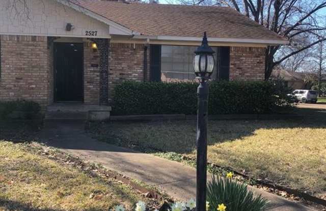 2527 Pinebluff Drive - 2527 Pinebluff Drive, Dallas, TX 75228