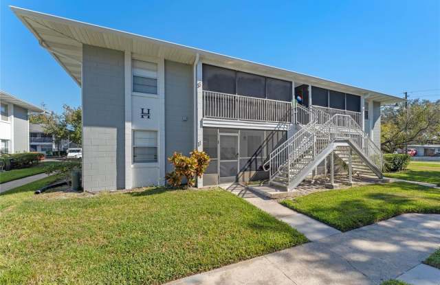 700 E AIRPORT BOULEVARD photos photos
