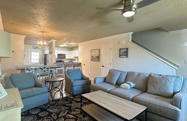 FURNISHED OR UNFURNISHED *Move In Special-50% Off First Months Rent** photos photos