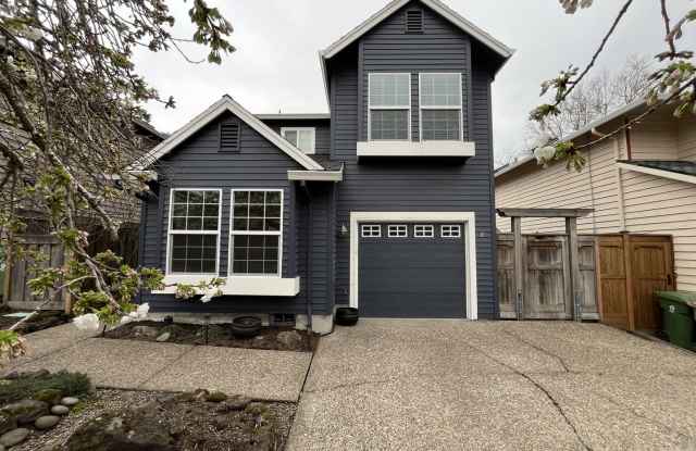 Stunning Lake Oswego Home with Outdoor Retreat, Vaulted Ceilings  Walk-In Closet photos photos
