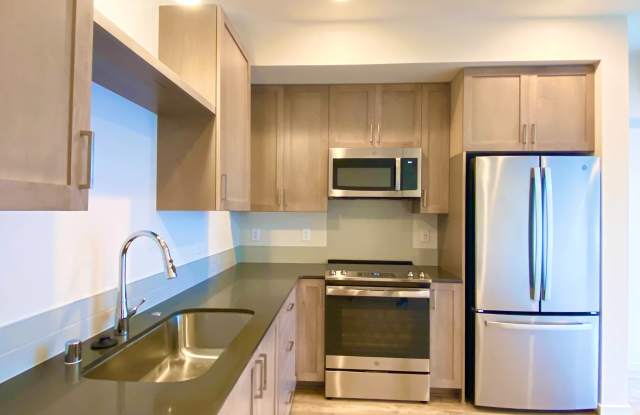 7035 42nd Ave S photos photos