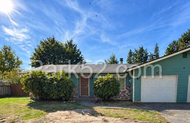 3 Bedroom Puyallup Duplex with 1 Car Garage! Gallery 1
