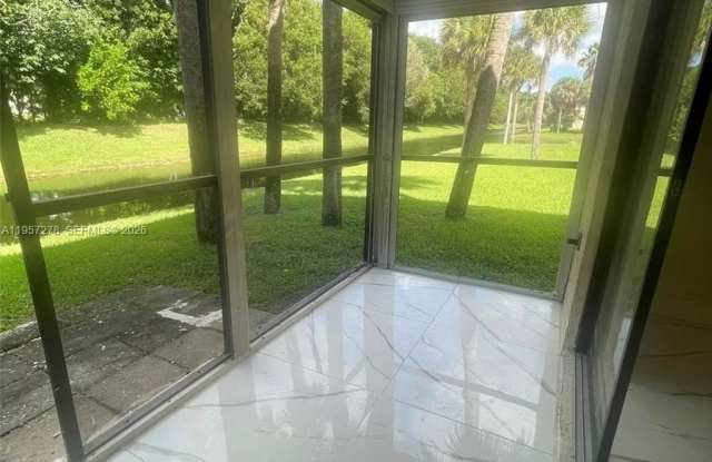 403 Lakeview Dr photos photos