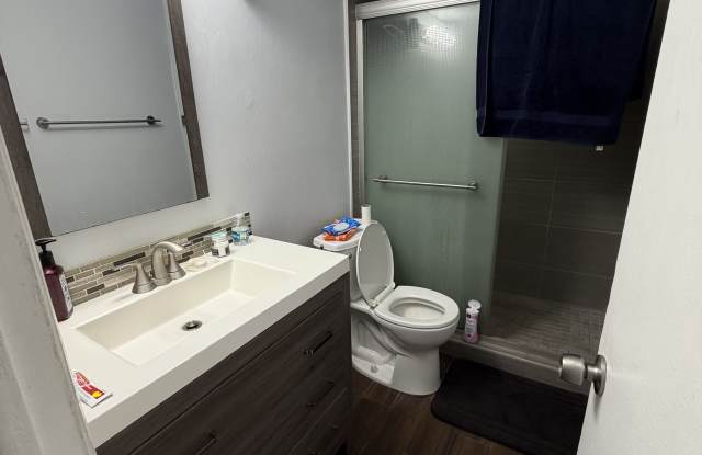 8301 Southwest 142nd Avenue photos photos