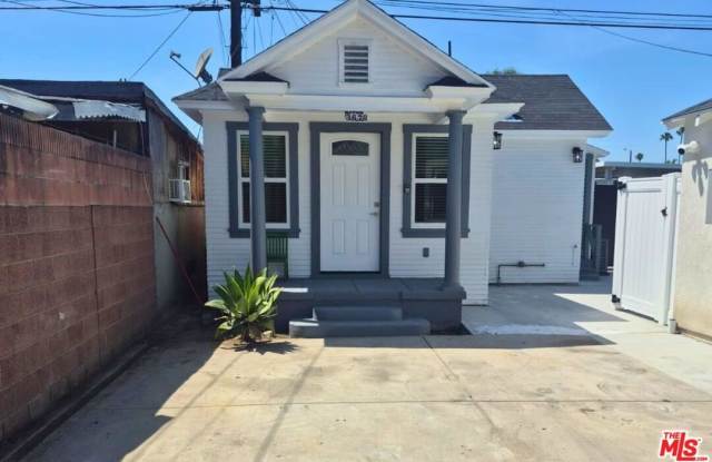 3679 3rd Ave photos photos