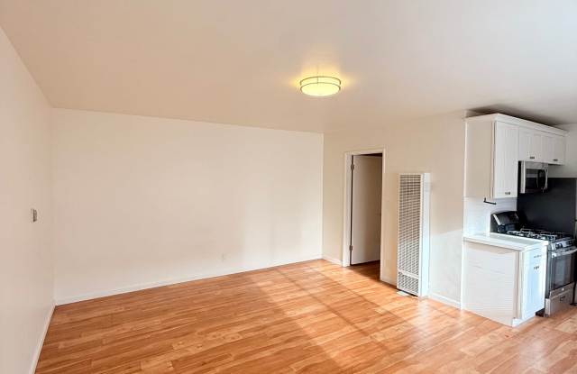 1418 Garden Street - 2 photos photos