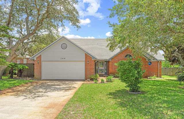 3/2 in Mary Esther! PRIVATE BEACH ACCESS!! Gallery 1