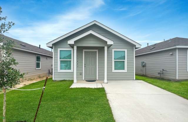 13846 Llama Pl Gallery 1