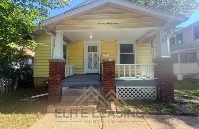 1194 SW Woodward Ave photos photos
